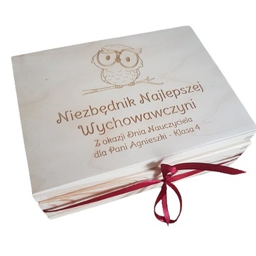 NIEZBĘDNIK dla nauczyciela pudełko PREZENT z okazji Dnia Nauczyciela