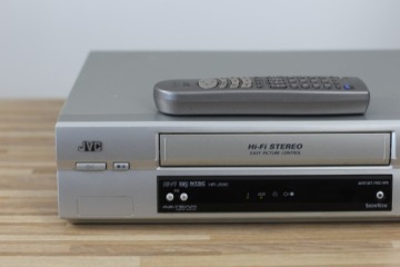 Видеомагнитофон JVC HR-J590EU, пульт дистанционного управления