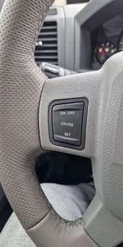 Jeep Grand Cherokee III 3.0 CRD V6 218KM 2006 Jeep Grand Cherokee 3.0 CDI 218KM ANDROID Quadra-Drive II Hak 3.0 Diesel, zdjęcie 11