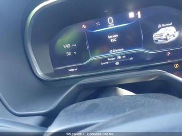 Chevrolet Suburban GMT900 2023 Chevrolet Suburban 2023 Chevrolet Suburban 2WD 4dr RST 5.3 Benzyna 355KM, zdjęcie 13