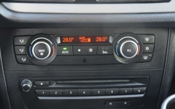 BMW X1 E84 Crossover xDrive20d 177KM 2011 BMW X1 2.0D Automat 4x4 Navi PDC Xenon Panorama Skora Sprowadzony, zdjęcie 29