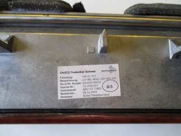 HODINY LIŠTA MŘÍŽKA VENTILACE MOTOREK VW PHAETON