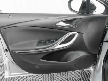 Opel Astra K Sportstourer Facelifting 1.2 Turbo 110KM 2021 Opel Astra GD5A606#1.2 T Edition 2 stref klima, zdjęcie 9