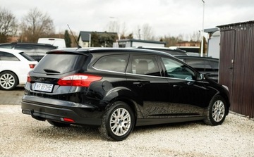Ford Focus III Kombi 1.6 Duratorq TDCi DPF 115KM 2012 Ford Focus 1.6 TDCI 115KM PDC Navi Led grzana szyba serwis ASO 1.6 Diesel, zdjęcie 9