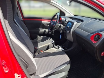 Toyota Aygo II Hatchback 5d 1.0 VVT-i 69KM 2018 Toyota Aygo 1.0 VVT-i X-play II (2014-) Toyota AYG, zdjęcie 9