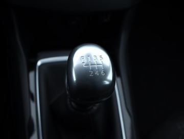 Peugeot 308 II SW Facelifting 1.5 BlueHDI 130KM 2019 Peugeot 308 1.5 BlueHDi, Salon Polska, Serwis ASO, zdjęcie 16