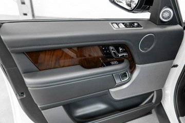 Land Rover Range Rover IV SUV SWB Facelifting 4.4 SDV8 339KM 2020 Land Rover Range Rover 4.4 SDV8 339 KM Vogue., zdjęcie 26