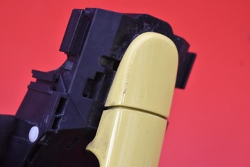 KLIKA PRAVÁ PŘEDNÍ ŽLUTÝ 5N0839885H SKODA CITIGO FACELIFT 17-20