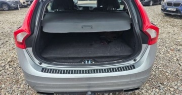 Volvo V60 I 2016 Volvo V60 2.0 Moc 240 KM benzyna - GAZ 2.0 Benzyna 240KM, zdjęcie 17