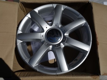 FELGA VW VO054 7X16 ET50 RIAL 5X112