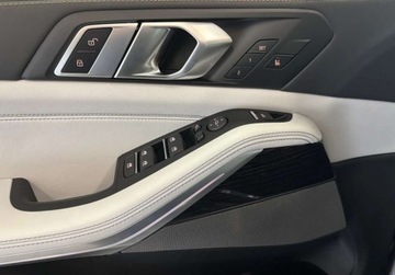 BMW X5 G05 2025 BMW X5 3.0 Benzyna 340KM, zdjęcie 6