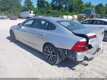 Volvo S90 II Sedan 2.0 T5 250KM 2018 Volvo S90 2018 Volvo S90 T5 FWD Momentum 2.0 Benzyna 250KM, zdjęcie 3