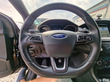 Ford Focus III Kombi Facelifting 1.0 EcoBoost 140KM 2017 Ford Focus ST-LINE 1.0 EcoBoost 140Ps Navi Ksenon Alu Piekny Gwarancja, zdjęcie 12