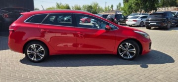 Kia Ceed II Kombi Facelifting 1.0 T-GDI 120KM 2015 Kia Ceed T-GDI 120 KM GT ASO Navi Kamera CarPlay Bezwypadkowa, zdjęcie 9