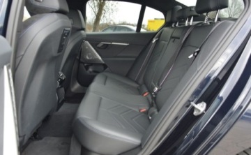 BMW Seria 5 G90-91 Sedan Plug-In 3.0 50e 489KM 2024 BMW Seria 5 550e 489KM xDrive M Sport Adaptive LED BowersWilkins Ambiente, zdjęcie 8