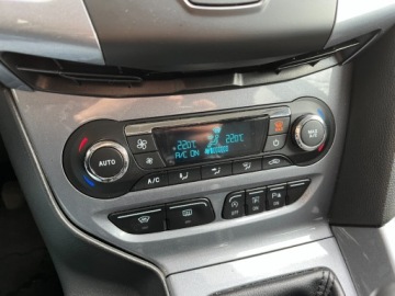 Ford Focus III Kombi 1.0 EcoBoost 125KM 2013 Ford Focus 1.0 benzyna 125 KM zarej w PL nawigacja zadbany zamiana, zdjęcie 16