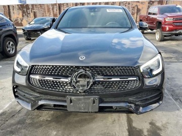 Mercedes GLC C253 2021 Mercedes-Benz GLC 300 4Matic 2021 2.0L 2.0 Benzyna 255KM, zdjęcie 5