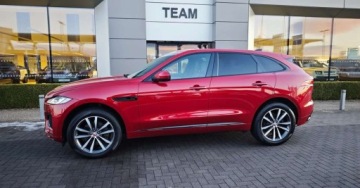 Jaguar F-Pace SUV Facelifting 2.0 P 249KM 2022 Jaguar F-Pace F-pace 2.0 I4 250 PS AWD Auto R Dynamic SE FV23 2.0 Benzyna
