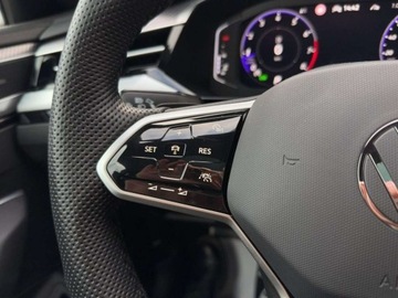 Volkswagen Arteon Fastback Facelifting 2.0 TSI 280KM 2021 Volkswagen Arteon Shooting Brake R-line, 280KM, Webasto, Ambiente, Hak, Na, zdjęcie 17