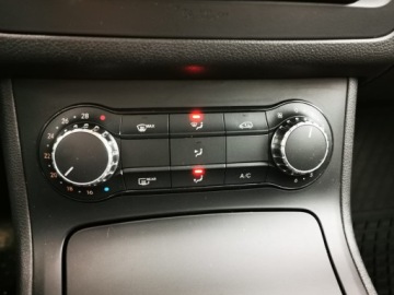 Mercedes Klasa B W246 Sports Tourer 200 BlueEFFICIENCY 156KM 2015 MERCEDES B200 Automat, CNG, W246 Sports Tourer 200 BlueEFFICIENCY 156KM, zdjęcie 14