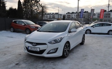Hyundai i30 II Hatchback 5d 1.4 MPI 100KM 2012 Hyundai i30 1.4 Benzyna Klimatyzacja Cz.parkowania 1.4 Benzyna 99KM, zdjęcie 1