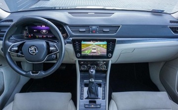 Skoda Superb III Kombi Facelifting 2.0 TSI 190KM 2022 Skoda Superb 2.0TSI 190KM DSG Style Grzane fotele kierownica El klapa GWAR, zdjęcie 30