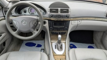 Mercedes Klasa E W211 Sedan W211 2.1 (220 CDI) 150KM 2002 Mercedes E 220 2.2CDi 150PS OPŁACONY Skóry, zdjęcie 22