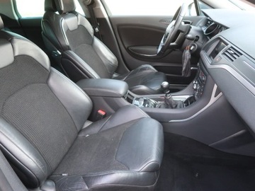 Citroen C5 III Tourer 2.0 HDi FAP 163KM 2010 Citroen C5 2.0 HDi, Navi, Xenon, Klima, zdjęcie 8
