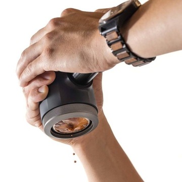 Портативная дорожная кофемашина Picopresso black Wacaco