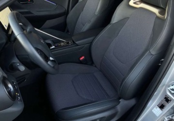 Toyota C-HR II SUV 1.8 Hybrid 140KM 2025 Toyota C-HR Toyota C-HR 1.8 Hybrid Executive 1.8 Hybryda 140KM, zdjęcie 34