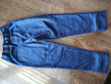 Spodnie dresowe r 98