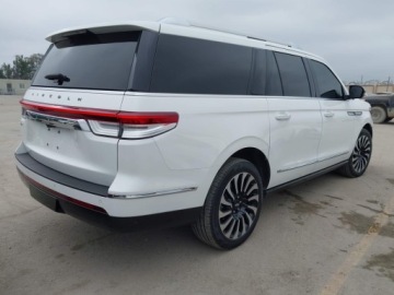 Lincoln Navigator III 2024 Lincoln Navigator 2024 LINCOLN NAVIGATOR BLACK LABEL L 3.5 Benzyna 440KM, zdjęcie 7