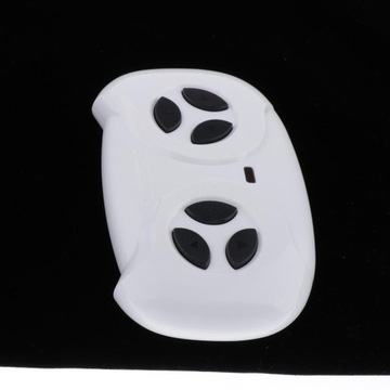 1 . Пульт дистанционного управления электромобилем для детей.