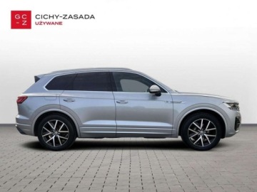 Volkswagen Touareg III SUV 3.0 V6 SCR TDI 286KM 2018 Volkswagen Touareg R-Line DCC Matrix LED Tempomat ACC Panorama Serwis, zdjęcie 5