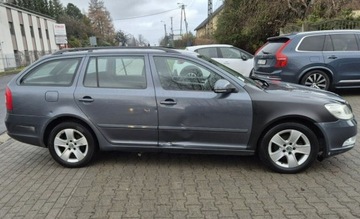 Skoda Octavia II Kombi 1.6 TDI CR DPF 105KM 2011 Skoda Octavia lifting 1.6 TDI 105KM 4x4 Klimatronic 6 biegow Alufelgi 1.6, zdjęcie 6