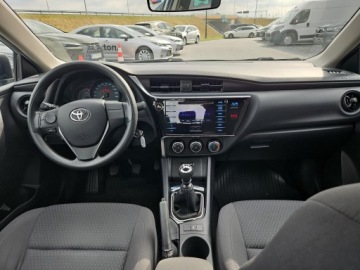 Toyota Corolla XI Sedan Facelifting 1,6 Valvematic 132KM 2017 Toyota Corolla 1.6 Active EU6 Seria E16 (2012-2019, zdjęcie 11