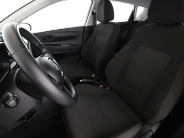 Hyundai Bayon SUV 1.2 MPI 84KM 2022 Hyundai Bayon XLine niski przebieg PDC kamera, zdjęcie 12