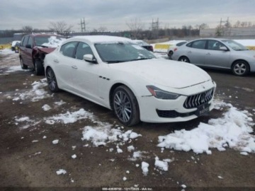Maserati Ghibli III 2019 Maserati Ghibli 2019 MASERATI GHIBLI S Q4 GRANLUSSO 3.0 Benzyna 424KM, zdjęcie 5