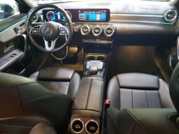 Mercedes Klasa A W177/V177 2021 Mercedes-Benz Klasa A 220 4Matic 2021 2.0 Benzyna 188KM, zdjęcie 8