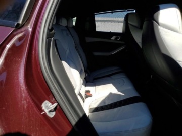 BMW Seria 6 G32 2022 BMW X6M 2022 BMW X6 M Sports Activity Coupe , od ubezpieczalni 4.4 Benzyna, zdjęcie 11