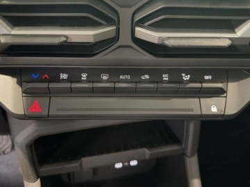 Dacia Duster III 2026 Od ręki - Journey aut 1.2 Eco-G LPG 120KM / Pakiet Parking, Zimowy, zdjęcie 8
