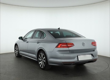 Volkswagen Passat B8 Limousine 1.8 TSI BlueMotion Technology 180KM 2018 VW Passat 1.8 TSI, Salon Polska, GAZ, Automat, zdjęcie 3