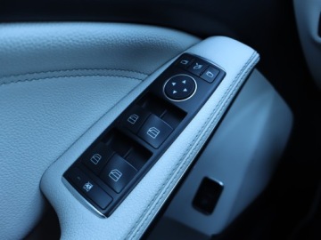 Mercedes CLA C117 Coupe 1.6 200 156KM 2016 Mercedes CLA 200, Automat, Skóra, Navi, Klima, zdjęcie 14