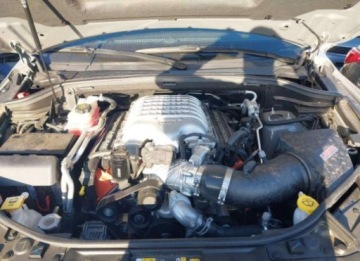 Dodge Durango III 2023 Dodge Durango 2023, 6.2L, 4x4, SRT HELLCAT, po kradziezy 6.2 Benzyna 710KM, zdjęcie 13