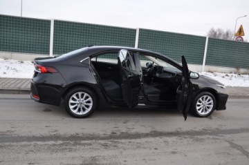Toyota Corolla XII Sedan 1.6 Valvematic Dual VVT-i 132KM 2020 TOYOTA COROLLA 1.6 Comfort SALON PL BEZWYPADKOWA I WŁAŚCICIEL SERWISOWANA, zdjęcie 9