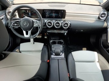 Mercedes Klasa A W177/V177 2021 Mercedes-Benz Klasa A 220 4Matic 2021 2.0l 2.0 Benzyna 188KM, zdjęcie 8