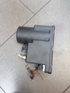 Pompka centralnego zamka Audi A4 B5 4A0862257A