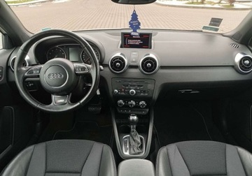 Audi A1 I Hatchback 3d 1.4 TFSI 122KM 2011 Audi A1 3-drzwiowe Zarejestrowany - benzyna - automat - S-line 1.4 Benzyna, zdjęcie 21