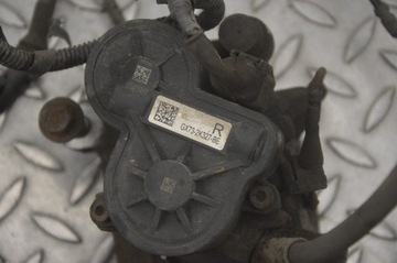 JAGUAR F-PACE 2016 PRAVÁ STRANA ZADNÍ TŘMEN BRZDOVÝ