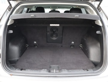 Jeep Compass II SUV 1.4 MultiAir 140KM 2019 Jeep Compass 1.4 MultiAir, Salon Polska, Skóra, zdjęcie 13